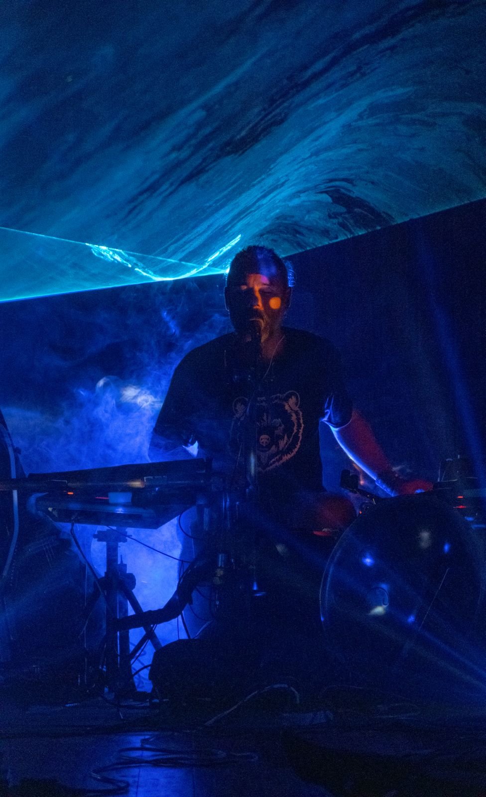 Camilo Poltronieri en vivo, luces de escena